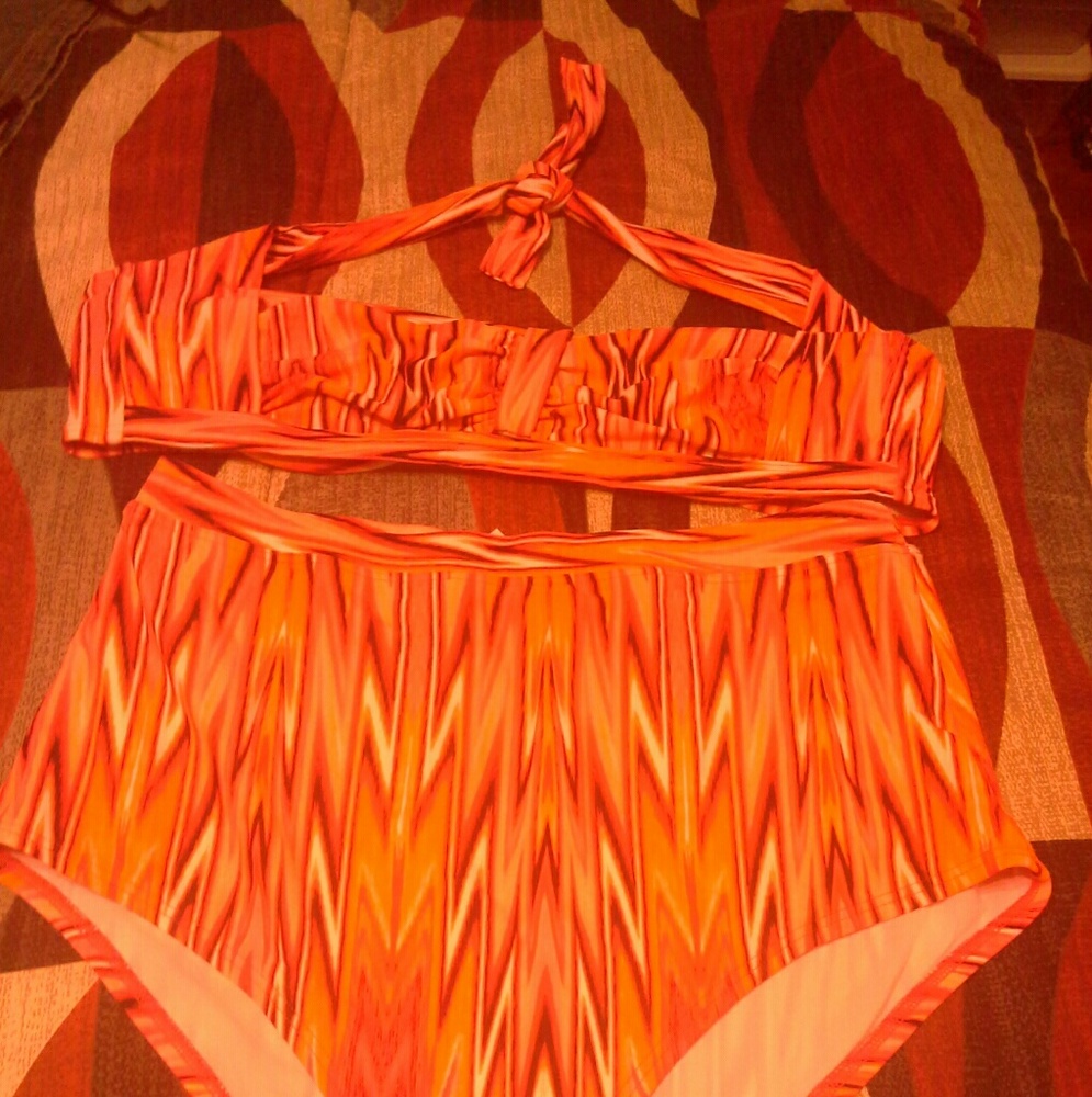 Damsel 2 pc swimsuit size 18W